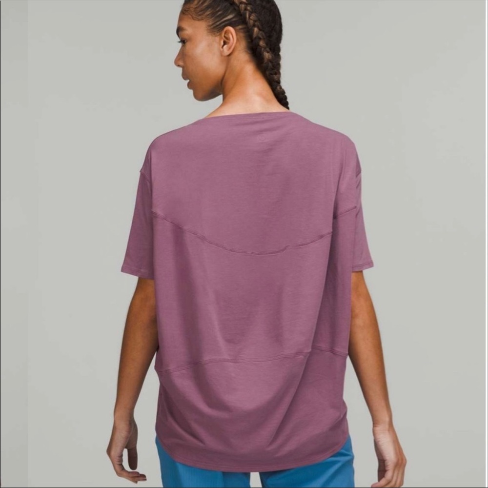 NWT Lululemon Back in Action Short Sleeve